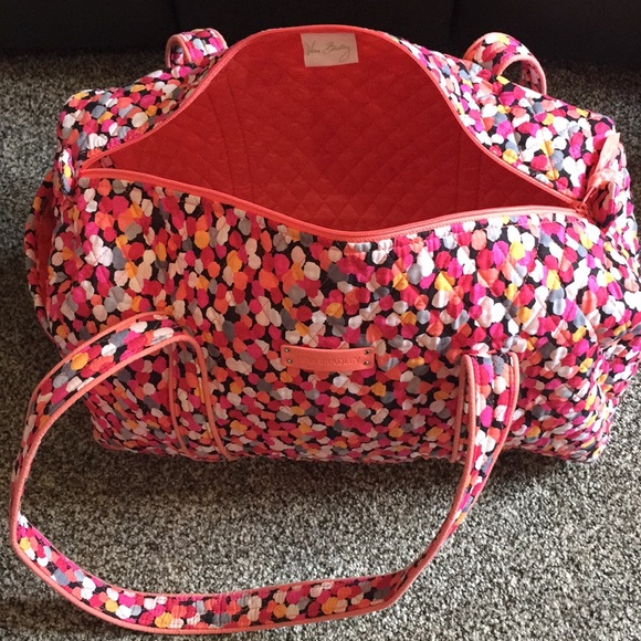 Vera Bradley Handbags - Vera Bradley Weekender Duffel